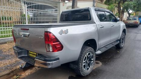 TOYOTA Hilux Caminhonete 2.8 16V SRV 4X4 DIESEL CABINE DUPLA AUTOMTICO, Foto 9