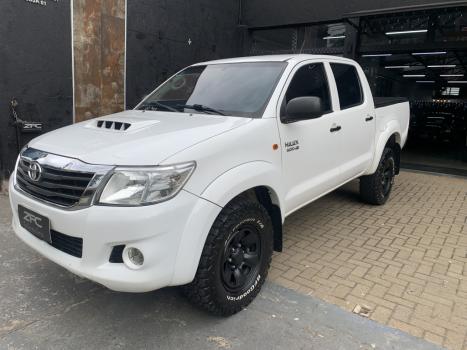 TOYOTA Hilux Caminhonete 3.0 4P 4X4 DIESEL CABINE DUPLA, Foto 5