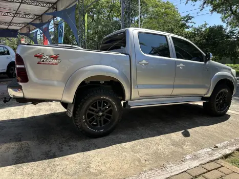 TOYOTA Hilux Caminhonete 3.0 4P 4X4 SRV TURBO DIESEL CABINE DUPLA AUTOMTICO, Foto 5