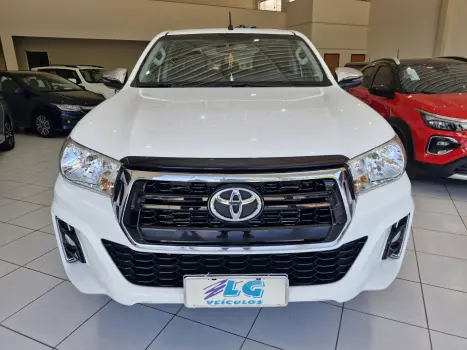 TOYOTA Hilux Caminhonete 2.8 16V SRV 4X4 DIESEL CABINE DUPLA AUTOMTICO, Foto 3