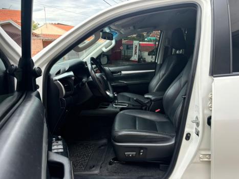 TOYOTA Hilux Caminhonete 2.7 16V 4P SRV FLEX CABINE DUPLA AUTOMTICO, Foto 12