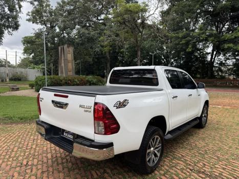 TOYOTA Hilux Caminhonete 2.8 16V SRX 4X4 TURBO DIESEL CABINE DUPLA AUTOMTICO, Foto 10