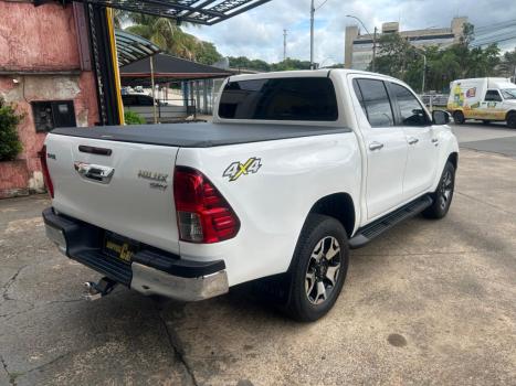 TOYOTA Hilux Caminhonete 2.7 16V 4P SRV FLEX 4X4  CABINE DUPLA AUTOMTICO, Foto 4