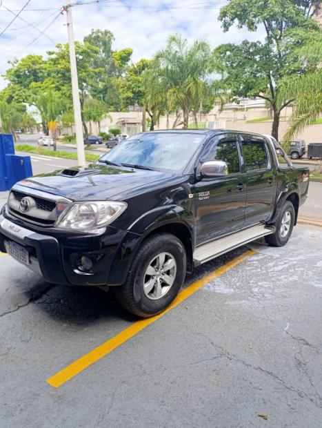 TOYOTA Hilux Caminhonete 3.0 16V 4P 4X4 SRV TURBO DIESEL CABINE DUPLA AUTOMTICO, Foto 11