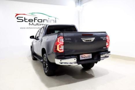 TOYOTA Hilux Caminhonete 2.8 16V SRX 4X4 DIESEL CABINE DUPLA AUTOMTICO, Foto 13