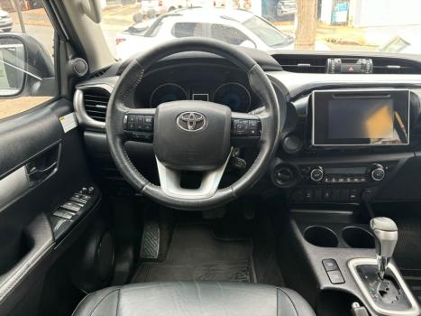 TOYOTA Hilux Caminhonete 2.8 16V SRV 4X4 DIESEL CABINE DUPLA AUTOMTICO, Foto 16