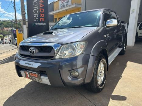 TOYOTA Hilux Caminhonete 3.0 16V 4P 4X4 SRV TURBO DIESEL CABINE DUPLA AUTOMTICO, Foto 2