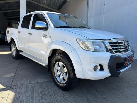 TOYOTA Hilux Caminhonete 2.7 16V 4P SR FLEX CABINE DUPLA AUTOMTICO, Foto 1