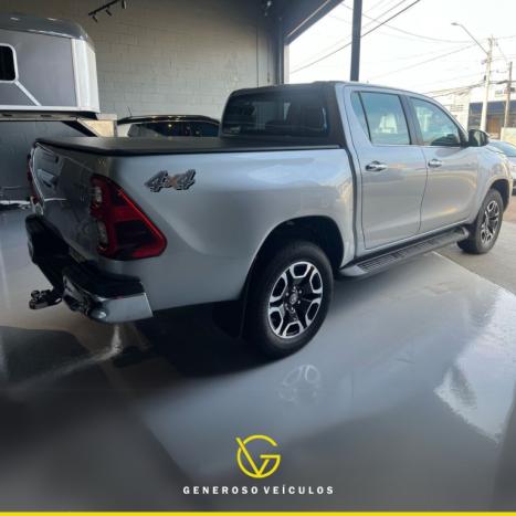 TOYOTA Hilux Caminhonete 2.8 16V 4P SRX DIESEL CABINE DUPLA, Foto 3