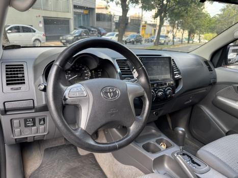 TOYOTA Hilux Caminhonete 2.7 16V 4P SRV FLEX CABINE DUPLA AUTOMTICO, Foto 6