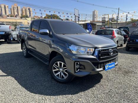 TOYOTA Hilux Caminhonete 2.8 16V SRV 4X4 DIESEL CABINE DUPLA AUTOMTICO, Foto 1