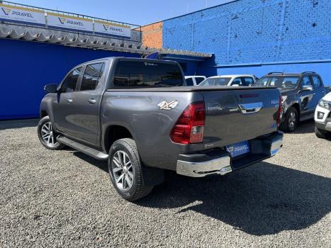 TOYOTA Hilux Caminhonete 2.8 16V SRV 4X4 DIESEL CABINE DUPLA AUTOMTICO, Foto 3