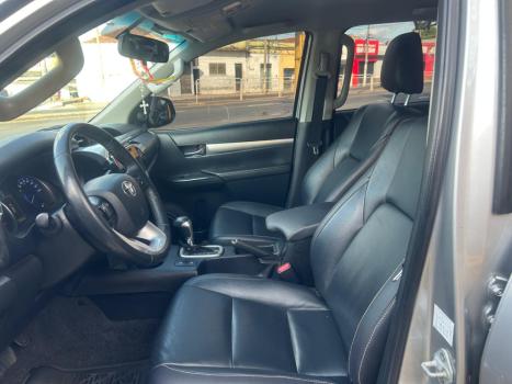 TOYOTA Hilux Caminhonete 2.8 16V SRV 4X4 DIESEL CABINE DUPLA AUTOMTICO, Foto 8