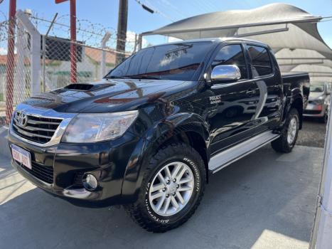 TOYOTA Hilux Caminhonete 3.0 16V 4P 4X4 SRV TURBO DIESEL CABINE DUPLA AUTOMTICO, Foto 1