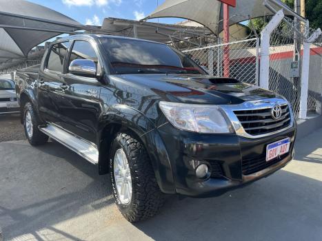 TOYOTA Hilux Caminhonete 3.0 16V 4P 4X4 SRV TURBO DIESEL CABINE DUPLA AUTOMTICO, Foto 2