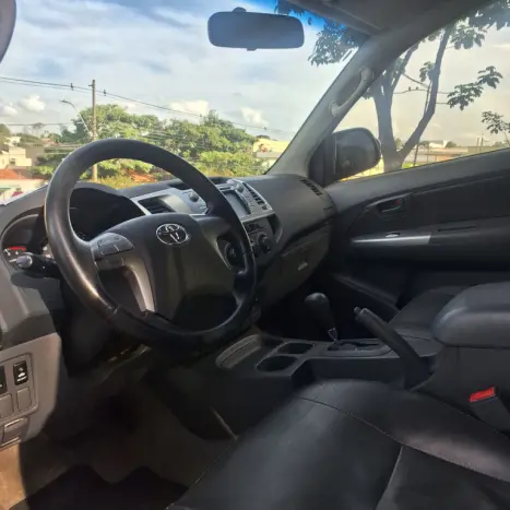 TOYOTA Hilux Caminhonete 2.7 16V 4P SR FLEX CABINE DUPLA AUTOMTICO, Foto 7