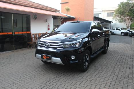 TOYOTA Hilux Caminhonete 2.8 16V SRX 4X4 TURBO DIESEL CABINE DUPLA AUTOMTICO, Foto 1