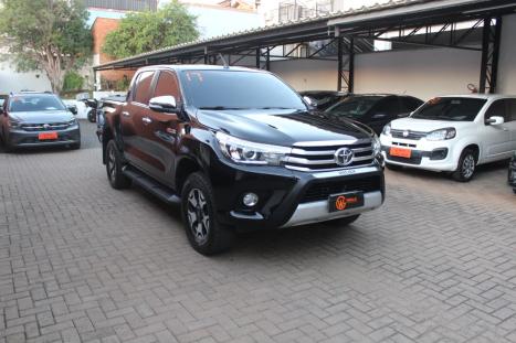 TOYOTA Hilux Caminhonete 2.8 16V SRX 4X4 TURBO DIESEL CABINE DUPLA AUTOMTICO, Foto 4