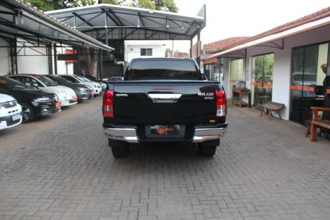 TOYOTA Hilux Caminhonete 2.8 16V SRX 4X4 TURBO DIESEL CABINE DUPLA AUTOMTICO, Foto 7