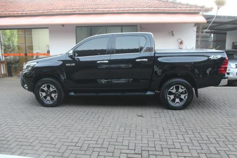 TOYOTA Hilux Caminhonete 2.8 16V SRX 4X4 TURBO DIESEL CABINE DUPLA AUTOMTICO, Foto 10