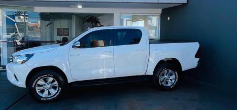 TOYOTA Hilux Caminhonete 2.8 16V SRV 4X4 DIESEL CABINE DUPLA AUTOMTICO, Foto 3