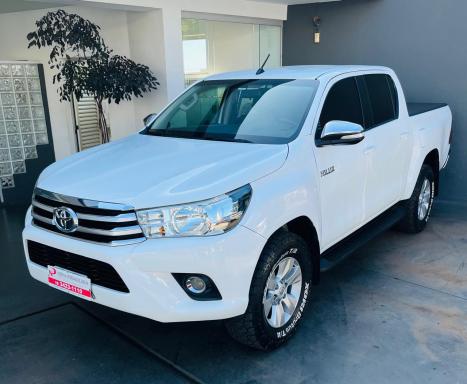 TOYOTA Hilux Caminhonete 2.8 16V SRV 4X4 DIESEL CABINE DUPLA AUTOMTICO, Foto 4