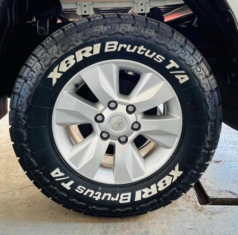TOYOTA Hilux Caminhonete 2.8 16V SRV 4X4 DIESEL CABINE DUPLA AUTOMTICO, Foto 9