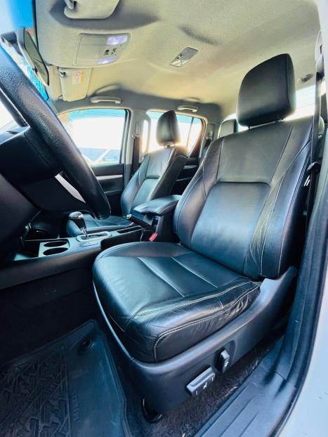 TOYOTA Hilux Caminhonete 2.8 16V SRV 4X4 DIESEL CABINE DUPLA AUTOMTICO, Foto 12