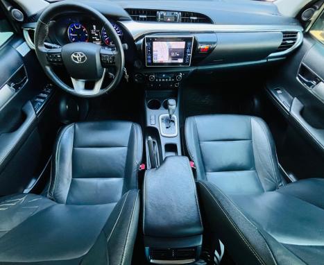TOYOTA Hilux Caminhonete 2.8 16V SRV 4X4 DIESEL CABINE DUPLA AUTOMTICO, Foto 17