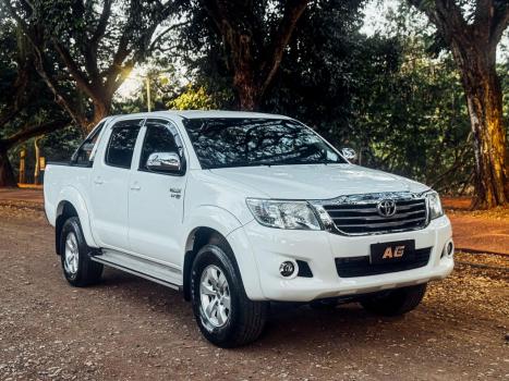 TOYOTA Hilux Caminhonete 2.7 16V 4P SRV FLEX CABINE DUPLA AUTOMTICO, Foto 1