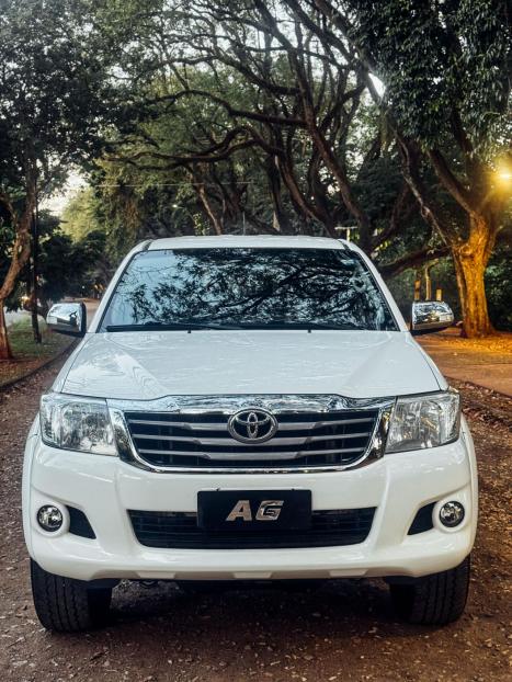 TOYOTA Hilux Caminhonete 2.7 16V 4P SRV FLEX CABINE DUPLA AUTOMTICO, Foto 2