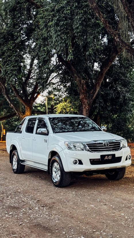 TOYOTA Hilux Caminhonete 2.7 16V 4P SRV FLEX CABINE DUPLA AUTOMTICO, Foto 4