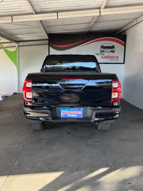 TOYOTA Hilux Caminhonete 2.8 16V SRX 4X4 TURBO DIESEL CABINE DUPLA AUTOMTICO, Foto 5
