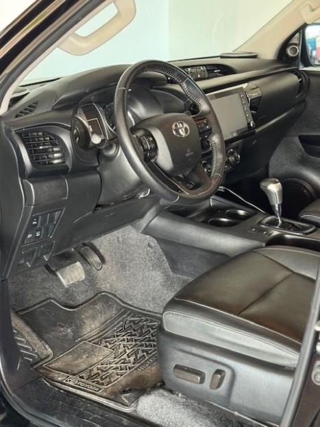 TOYOTA Hilux Caminhonete 2.8 16V SRX 4X4 TURBO DIESEL CABINE DUPLA AUTOMTICO, Foto 7