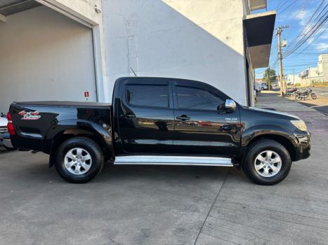 TOYOTA Hilux Caminhonete 3.0 16V 4P 4X4 SRV TURBO DIESEL CABINE DUPLA AUTOMTICO, Foto 7