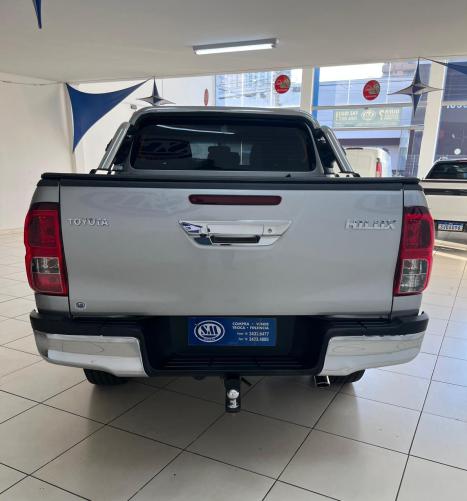 TOYOTA Hilux Caminhonete 2.7 16V 4P SR CABINE DUPLA AUTOMTICO, Foto 7