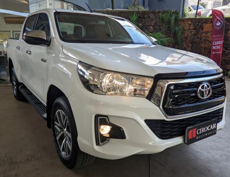 TOYOTA Hilux Caminhonete 2.8 16V SRV 4X4 DIESEL CABINE DUPLA AUTOMTICO, Foto 1