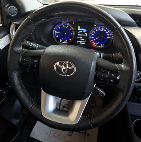 TOYOTA Hilux Caminhonete 2.8 16V SRV 4X4 DIESEL CABINE DUPLA AUTOMTICO, Foto 19