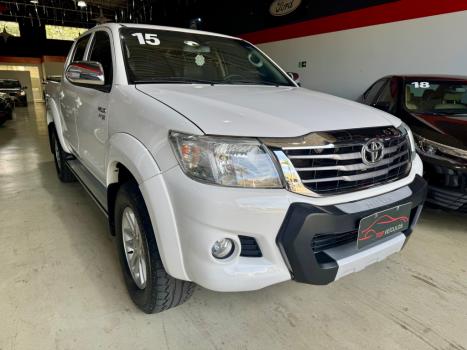 TOYOTA Hilux Caminhonete 2.7 16V 4P SRV FLEX CABINE DUPLA AUTOMTICO, Foto 1