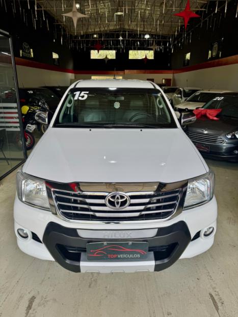 TOYOTA Hilux Caminhonete 2.7 16V 4P SRV FLEX CABINE DUPLA AUTOMTICO, Foto 3