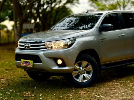 TOYOTA Hilux Caminhonete 2.7 16V 4P SR FLEX CABINE DUPLA, Foto 2