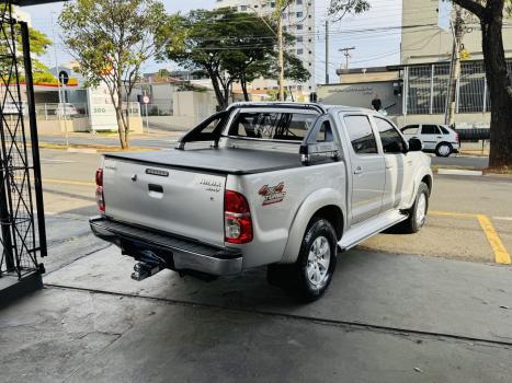 TOYOTA Hilux Caminhonete 3.0 16V 4P 4X4 SRV TURBO DIESEL CABINE DUPLA AUTOMTICO, Foto 6
