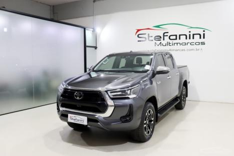 TOYOTA Hilux Caminhonete 2.8 16V 4P SRX DIESEL CABINE DUPLA, Foto 1