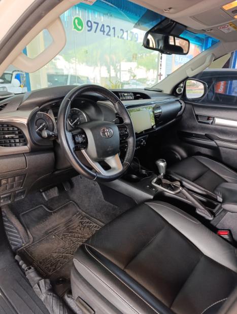 TOYOTA Hilux Caminhonete 2.8 16V SRX 4X4 TURBO DIESEL CABINE DUPLA AUTOMTICO, Foto 9