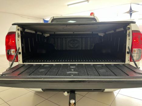 TOYOTA Hilux Caminhonete 2.7 16V 4P SRV FLEX CABINE DUPLA AUTOMTICO, Foto 11