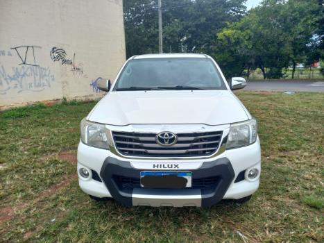 TOYOTA Hilux Caminhonete 2.7 16V 4P SRV FLEX 4X4  CABINE DUPLA AUTOMTICO, Foto 3