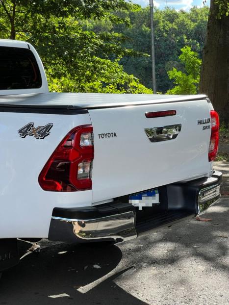 TOYOTA Hilux Caminhonete 2.8 16V SRX 4X4 DIESEL CABINE DUPLA AUTOMTICO, Foto 11