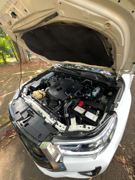 TOYOTA Hilux Caminhonete 2.8 16V SRX 4X4 DIESEL CABINE DUPLA AUTOMTICO, Foto 20