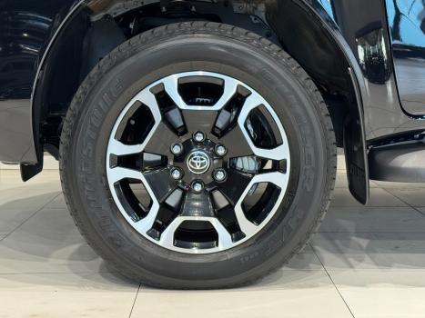 TOYOTA Hilux Caminhonete 2.8 16V SRV 4X4 DIESEL CABINE DUPLA AUTOMTICO, Foto 8