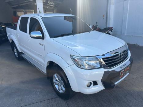 TOYOTA Hilux Caminhonete 2.7 16V 4P SRV FLEX CABINE DUPLA AUTOMTICO, Foto 3